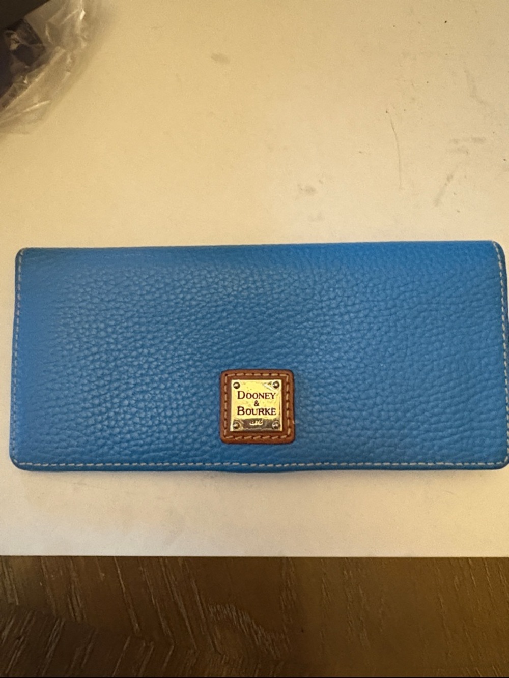 Dooney & Bourke Blue Pebble Leather Continental Wallet W/ Logo Plaque EUC